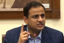 Coronavirus: Senator Murtaza wahab urges people to wakeup before its too late